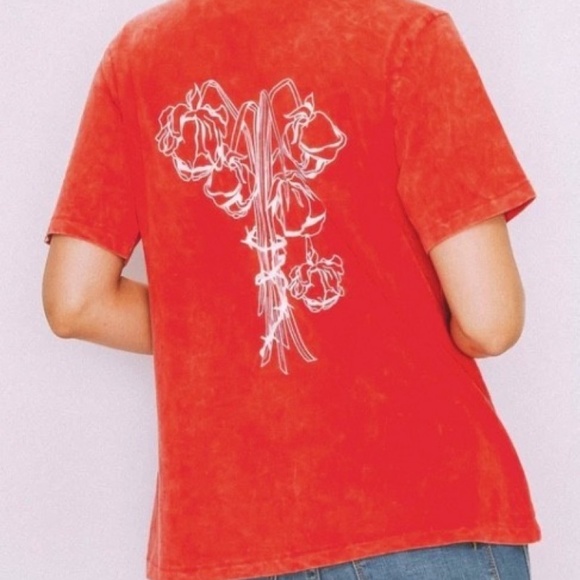 Band Tee Embo Floral - Picture 2 of 3